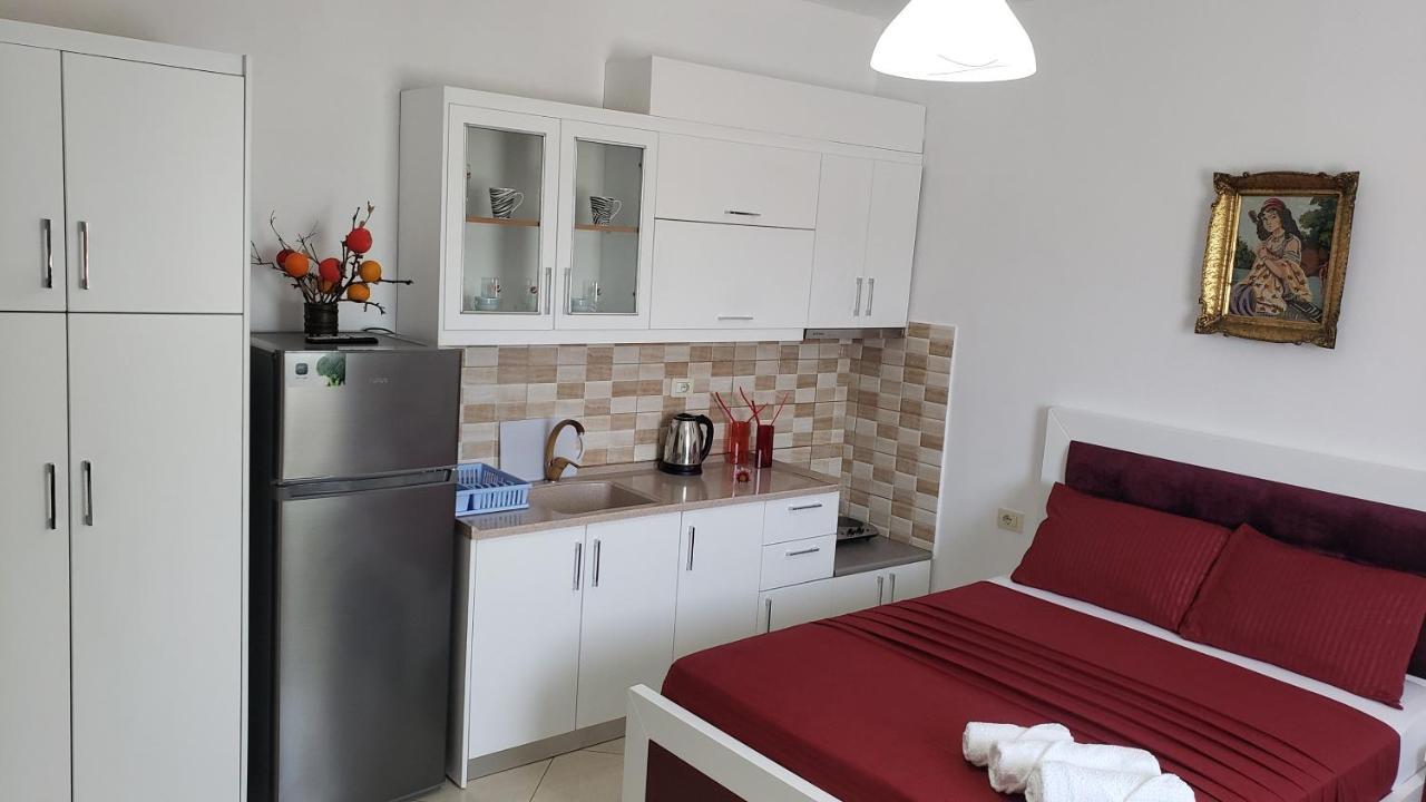 Guesthouse Shehu Ksamil Eksteriør bilde