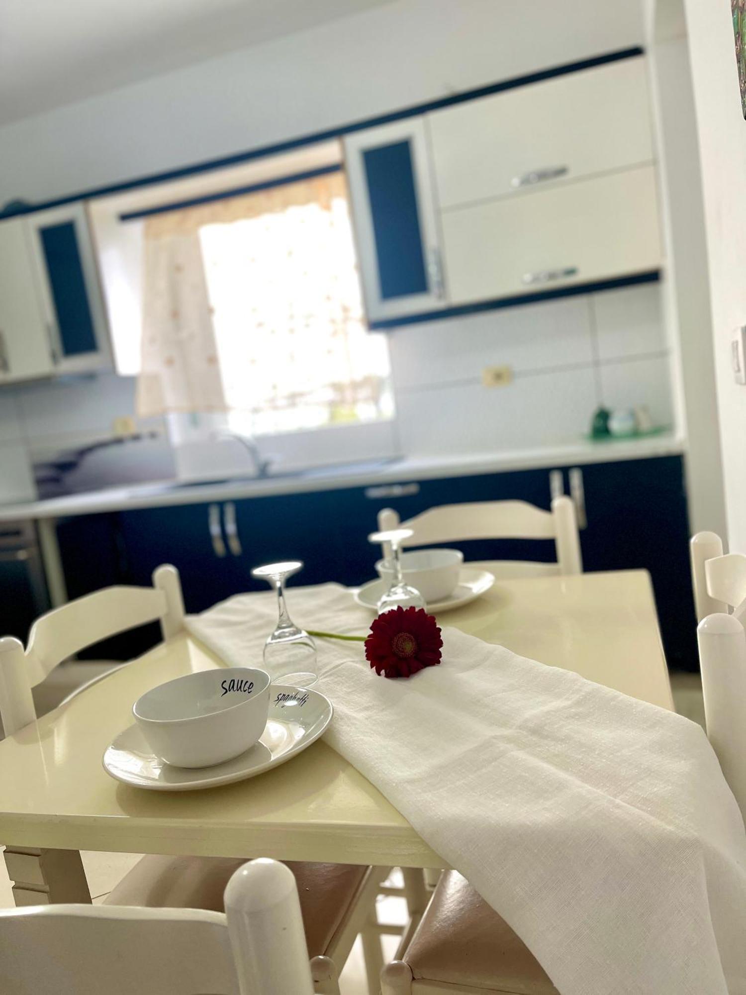 Guesthouse Shehu Ksamil Eksteriør bilde